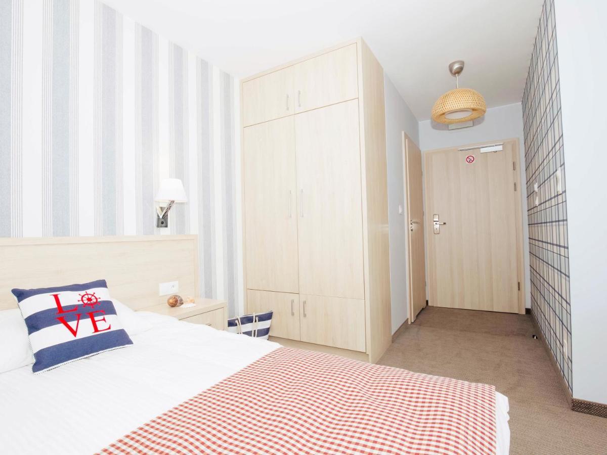 Porto Marina Hotel Krynica Morska Bagian luar foto