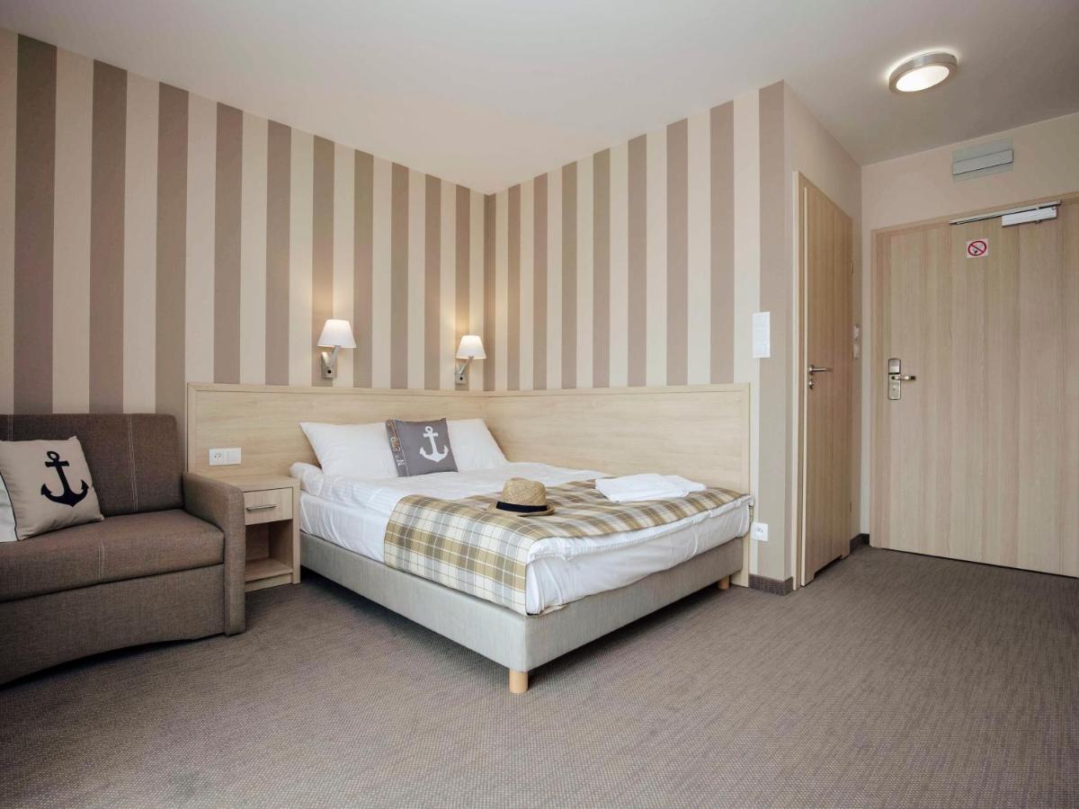 Porto Marina Hotel Krynica Morska Bagian luar foto