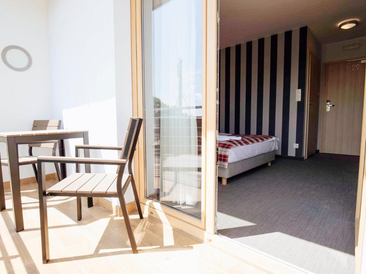 Porto Marina Hotel Krynica Morska Bagian luar foto