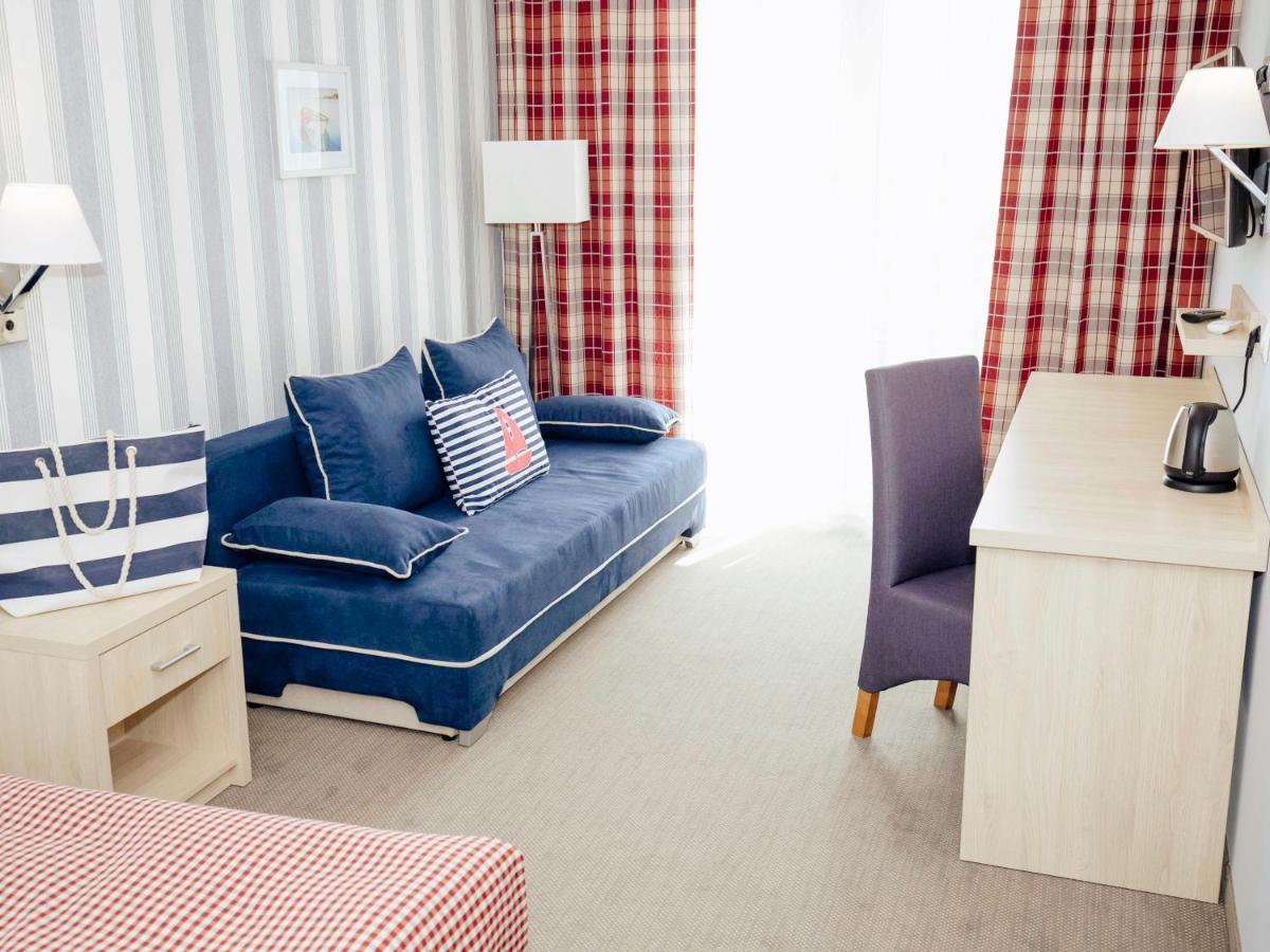 Porto Marina Hotel Krynica Morska Bagian luar foto