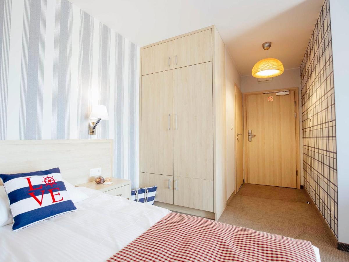 Porto Marina Hotel Krynica Morska Bagian luar foto