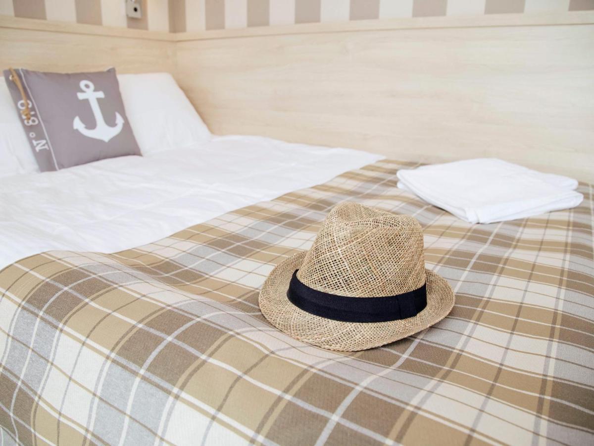Porto Marina Hotel Krynica Morska Bagian luar foto
