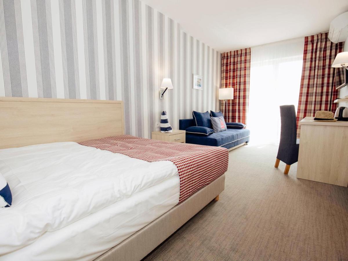 Porto Marina Hotel Krynica Morska Bagian luar foto